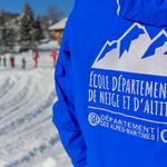  - Janvier 2021 - Remise de matériel de ski nordique au Club des Sports des Portes du Mercantour par le Département des Alpes-MaritimesImage en taille réelle, .JPEG 718Ko (fenêtre modale)