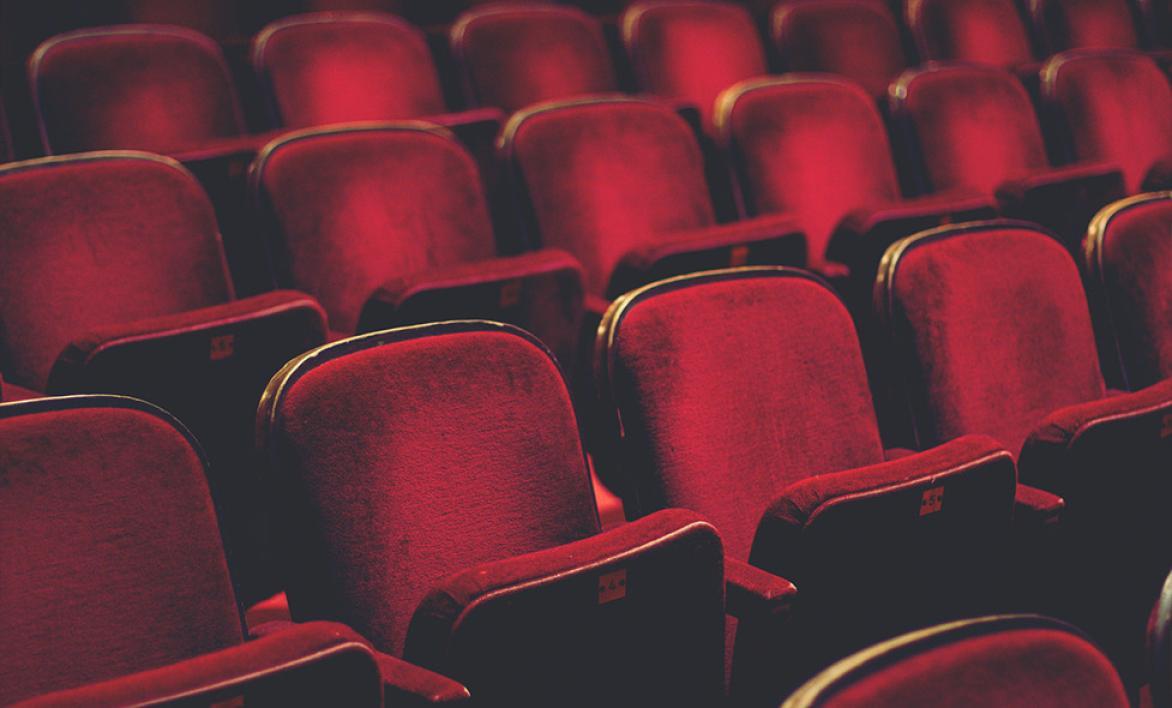 Fauteuils rouge de cinéma