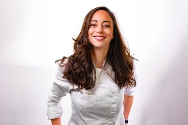 Nina METAYER - Agrandir l'image, fenêtre modale