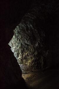 Grotte des Préalpes d'Azur - Enlarge image, modal window
