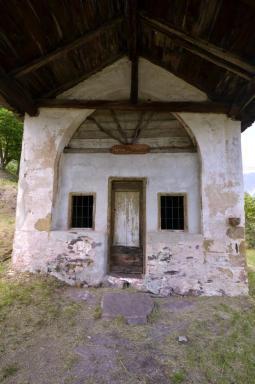 Chapelle Saint Sébastien et Saint Bernard, Roure - Agrandir l'image, fenêtre modale