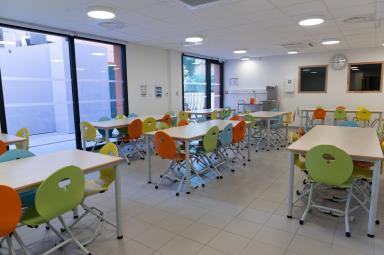 Ecole Èze - Agrandir l'image, fenêtre modale