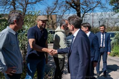 Solarisation Padel - Agrandir l'image, fenêtre modale