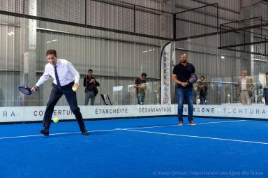 Solarisation Padel - Agrandir l'image, fenêtre modale