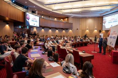 Charles Gottblieb 2025 - Agrandir l'image, fenêtre modale