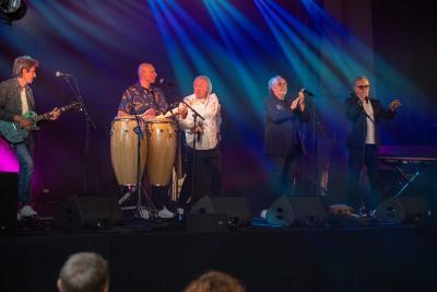Printemps des seniors : Années 80 - Agrandir l'image 3 sur 9, fenêtre modale