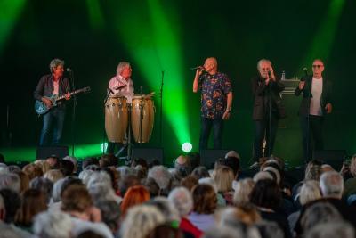 Printemps des seniors : Années 80 - Agrandir l'image 6 sur 9, fenêtre modale