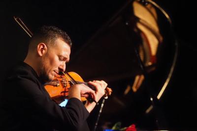 Baptiste Rodrigues & Friends - C'est pas Classique - Agrandir l'image 37 sur 71, fenêtre modale