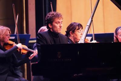 Finale du concert international de piano French Riviera Masters - Agrandir l'image 18 sur 88, fenêtre modale