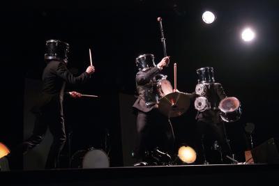 Drum Brothers - C'est pas Classique - Agrandir l'image 13 sur 71, fenêtre modale