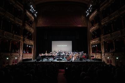 Eastwood Symphonic - C'est pas Classique - Agrandir l'image 19 sur 71, fenêtre modale