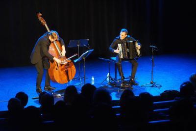 Félicien brut, Edouard Macarez et Sandro compagnon - C'est pas Classique - Agrandir l'image 52 sur 71, fenêtre modale