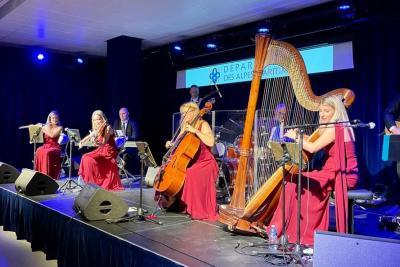 Harpsody Orchestra - C'est pas Classique - Agrandir l'image 66 sur 71, fenêtre modale