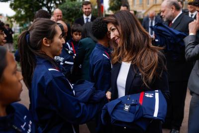 Remise Tenue unique Collège - Agrandir l'image 3 sur 5, fenêtre modale