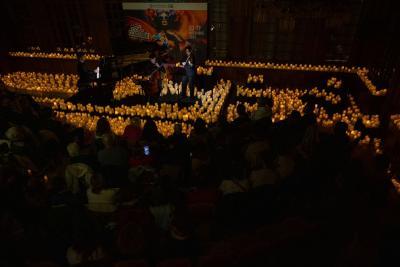 Candelight Hommage aux Jackson Five - C'est pas Classique - Agrandir l'image 44 sur 71, fenêtre modale