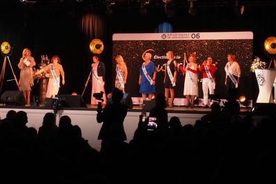 Super Mamie 2023 - 6 - Agrandir l'image 6 sur 6, fenêtre modale