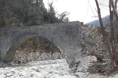 Utelle Pont du Cros avant - Agrandir l'image 6 sur 10, fenêtre modale