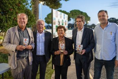 Agrandir l'image 3 sur 17, fenêtre modale