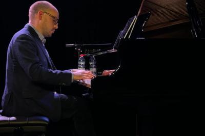 Florent Garcimore - Agrandir l'image 69 sur 88, fenêtre modale