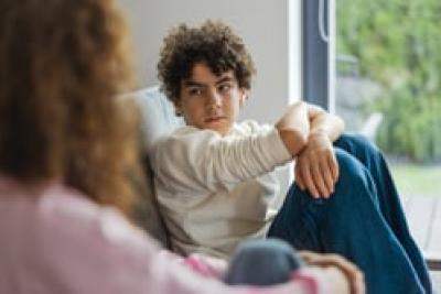 L'autonomie des jeunes et des familles - Lire la vidéo 1 sur 35, fenêtre modale