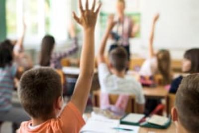 La réussite scolaire pour favoriser l’insertion professionnelle - Lire la vidéo 16 sur 35, fenêtre modale