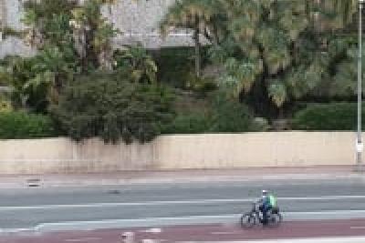 Piste cyclable n°3: Menton - Lire la vidéo 3 sur 4, fenêtre modale