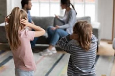 Comment protéger les enfants dans les conflits conjugaux - Lire la vidéo 2 sur 35, fenêtre modale