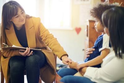 La médiation alternative éducative - Lire la vidéo 1 sur 37, fenêtre modale