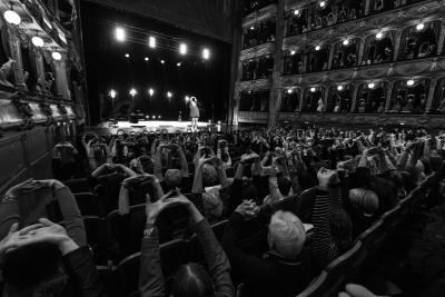 Marianne James - Agrandir l'image 5 sur 26, fenêtre modale