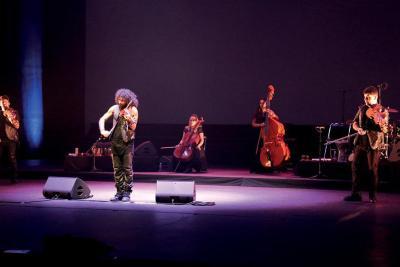 2016 - Ara Malikian - Agrandir l'image 15 sur 22, fenêtre modale