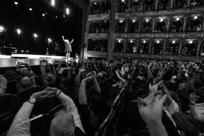 Marianne James - Agrandir l'image 7 sur 26, fenêtre modale