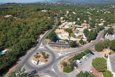Aire de Saint-Cézaire-sur-Siagne - Agrandir l'image 6 sur 18, fenêtre modale