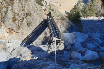 Tende Passerelle des Mesches avant - Agrandir l'image 9 sur 10, fenêtre modale