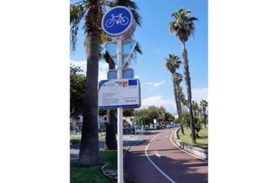 Agrandir l'image 1 sur 2, fenêtre modale