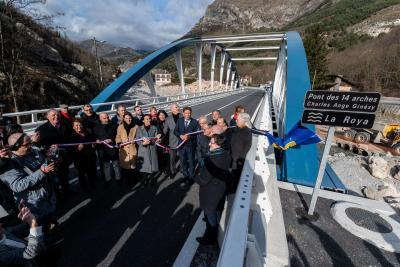 Inauguration Pont 14 Arches - Agrandir l'image 5 sur 5, fenêtre modale
