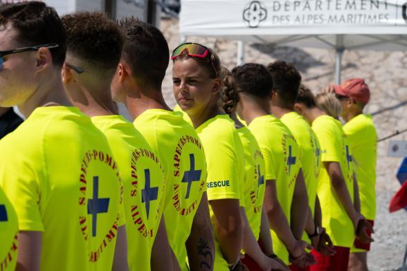 Surveillants de baignades - Agrandir l'image, fenêtre modale