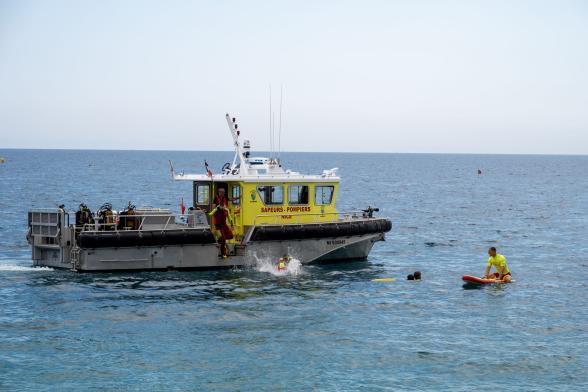 Surveillants de baignades - Agrandir l'image, fenêtre modale