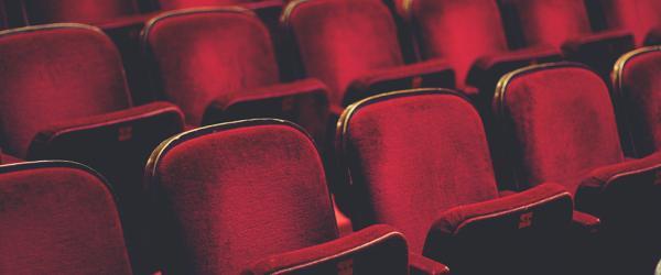 Fauteuils rouge de cinéma