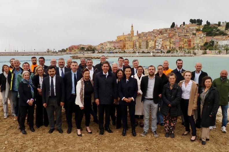 Plage des Sablettes à Menton