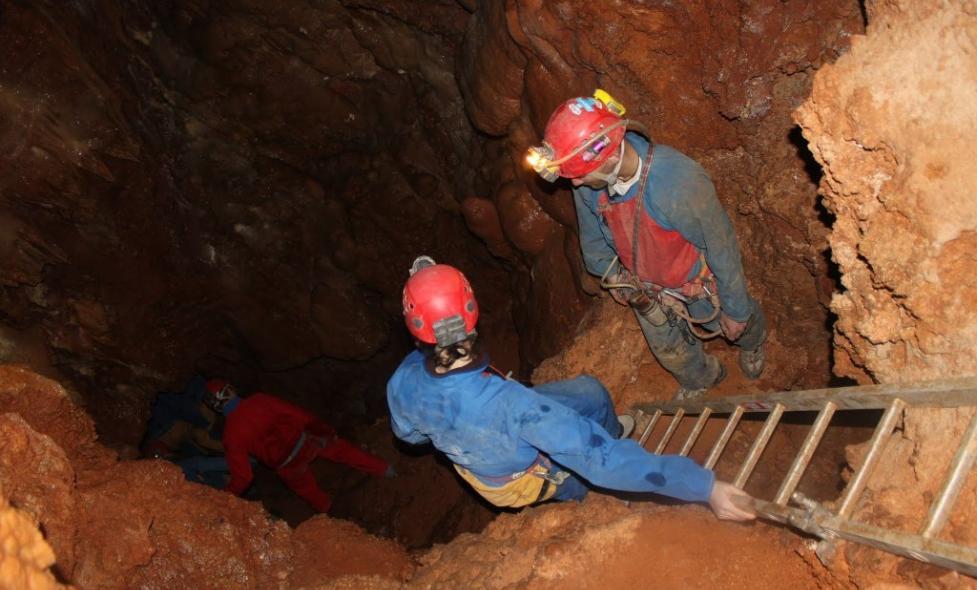 Science et spéléologie, l’aventure continue - Agrandir l'image, fenêtre modale