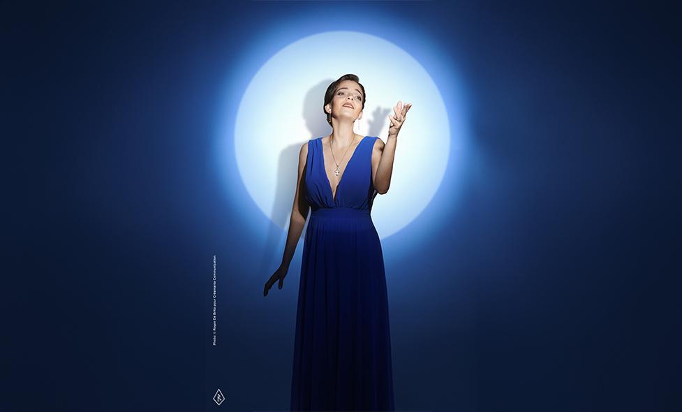 Anne Carrere - Agrandir l'image, fenêtre modale