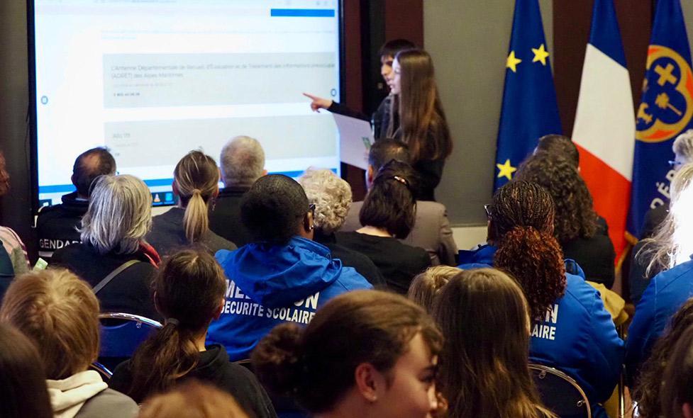 Bien-être des collégiens - Agrandir l'image, fenêtre modale