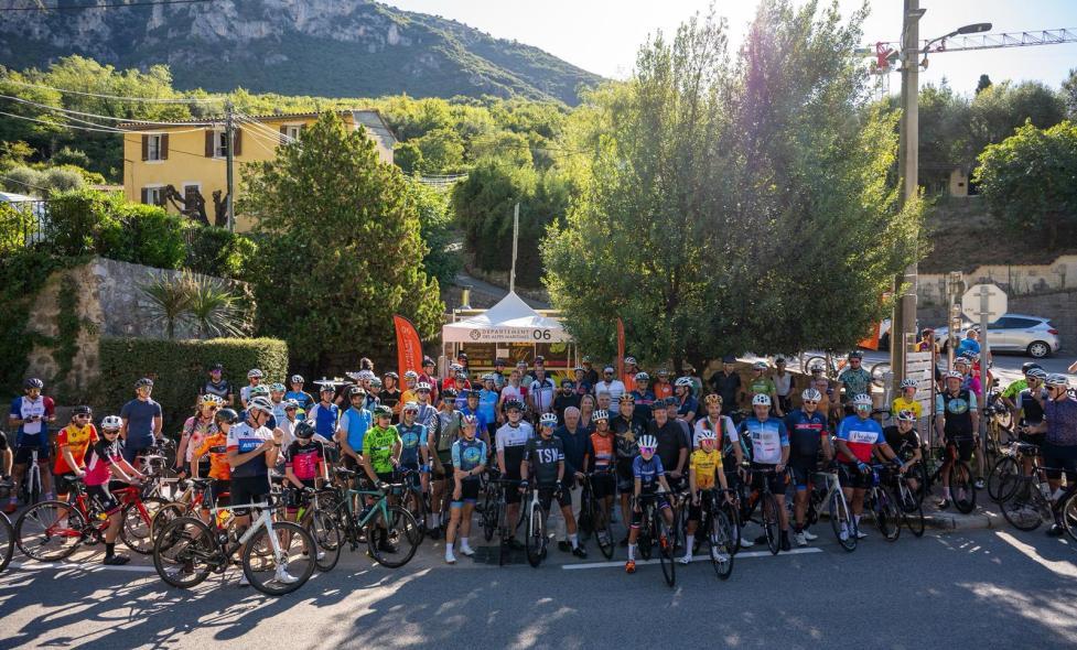 Col de Gréolières 1400 - Agrandir l'image, fenêtre modale