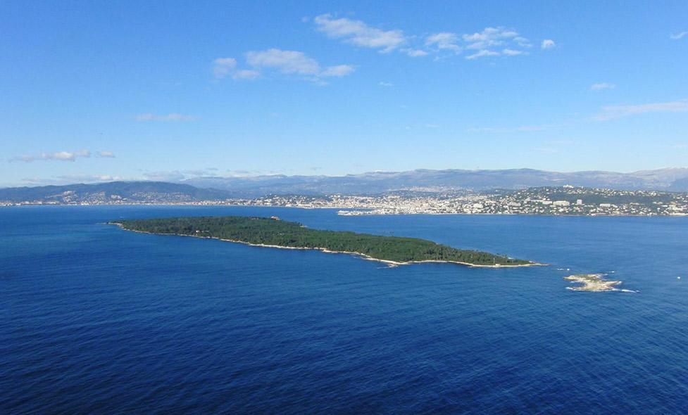 Ile Sainte Marguerite - Agrandir l'image, fenêtre modale