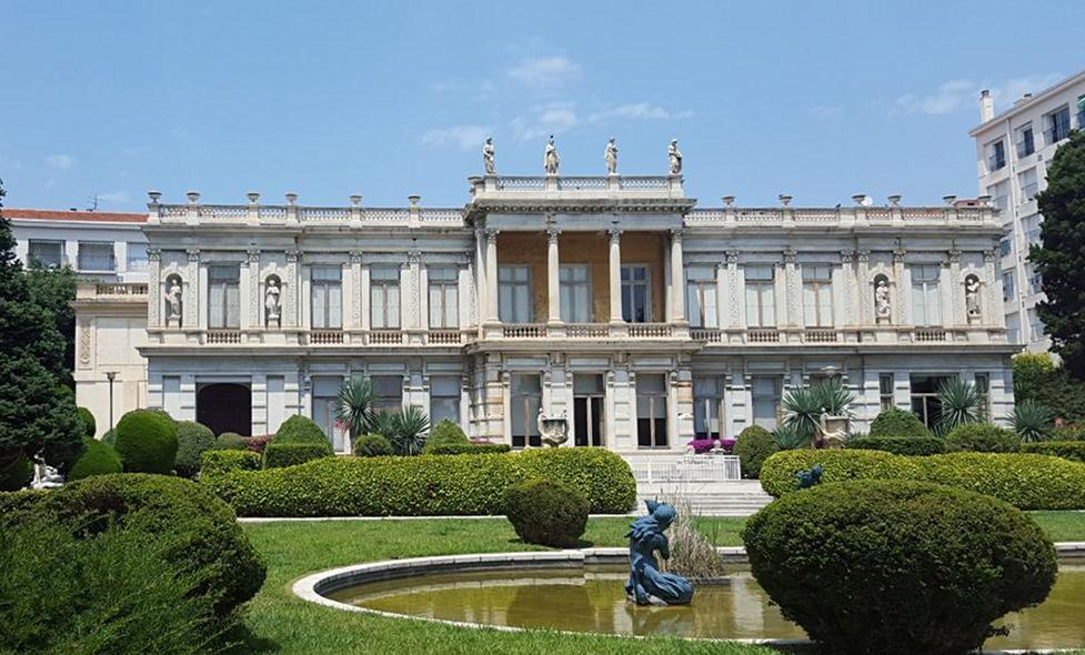 Jardin du Palais de Marbre, Villa les Palmiers - Agrandir l'image, fenêtre modale