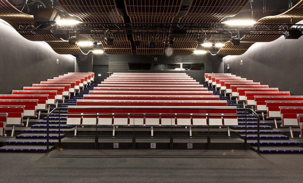 Salle de spectacle - Agrandir l'image, fenêtre modale