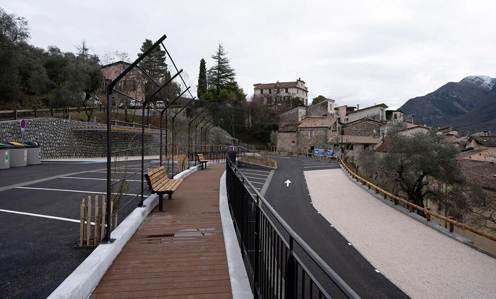 Parking des Vignes - Villars-sur-Var - Agrandir l'image, fenêtre modale