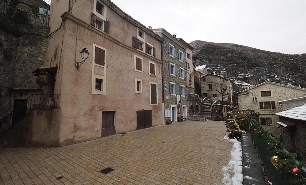 Pierlas - Agrandir l'image, fenêtre modale