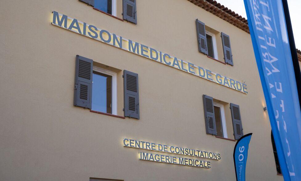 Maison médicale Roquefort - Agrandir l'image, fenêtre modale